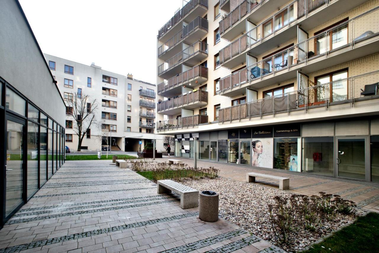 Wolska Serviced Apartments Varsavia Esterno foto