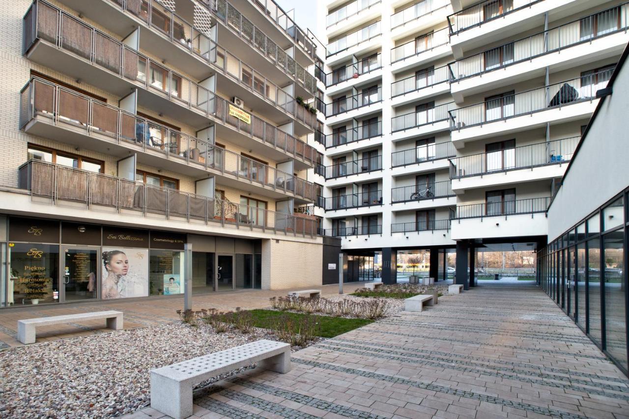 Wolska Serviced Apartments Varsavia Esterno foto
