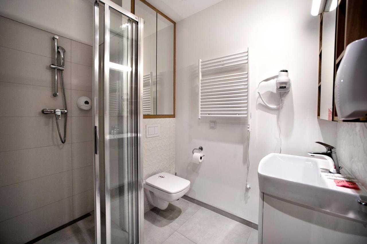 Wolska Serviced Apartments Varsavia Esterno foto