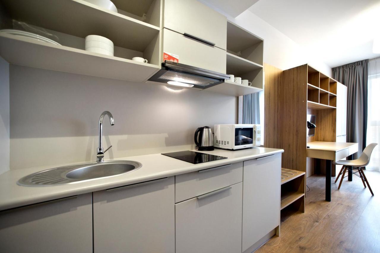 Wolska Serviced Apartments Varsavia Esterno foto